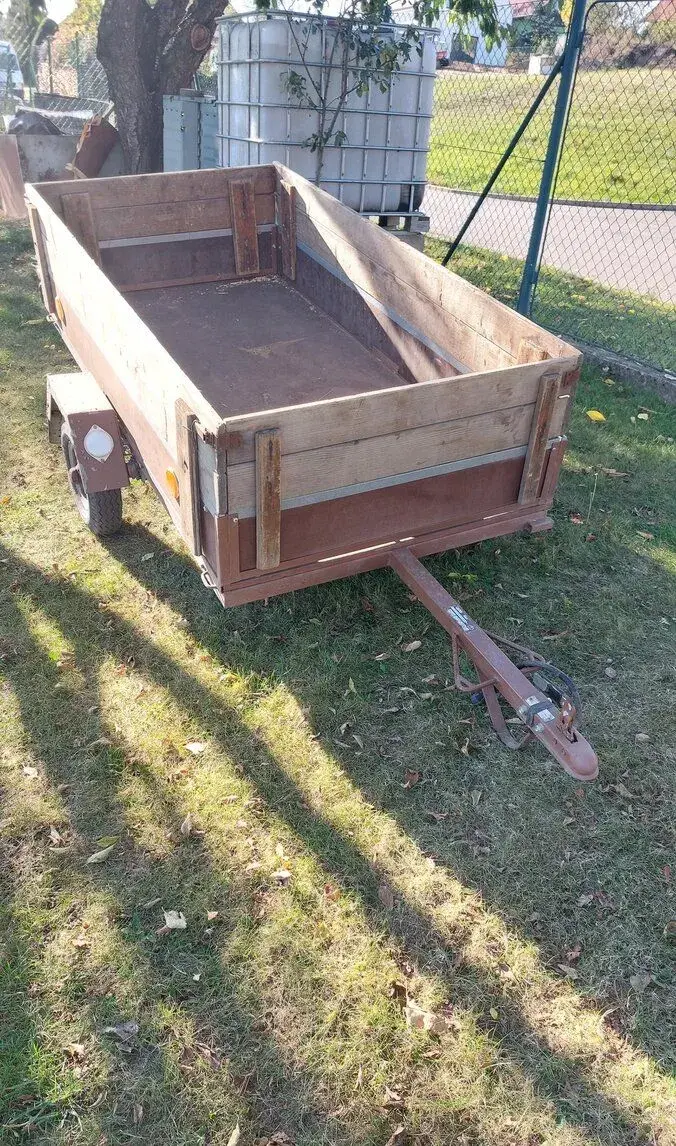 Přívěsný vozík SPORT JACHT PR402P
