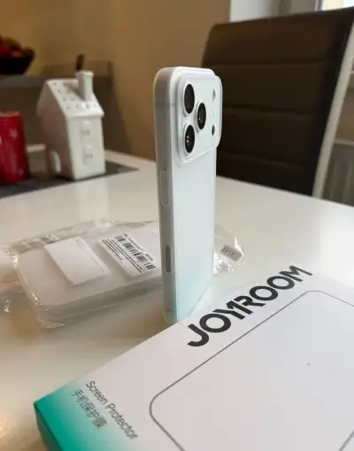 iPhone 17 - 2x ochranný kryt a 2x ochranné sklo