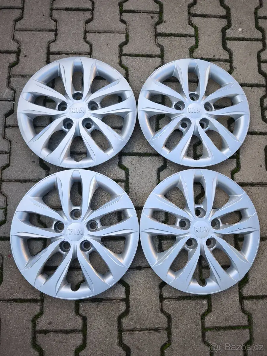 Kia 15