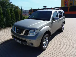 Nissan Pathfinder – 2010, 346 900 km