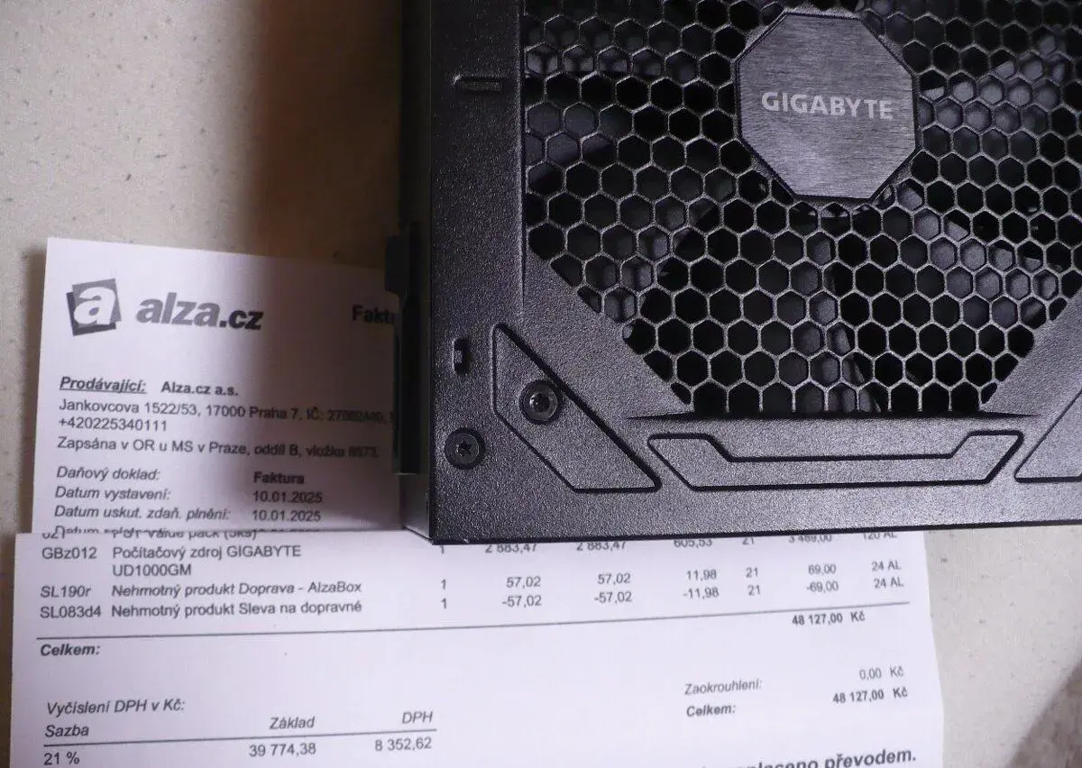 Zdroj GIGABYTE UD 1000 GM