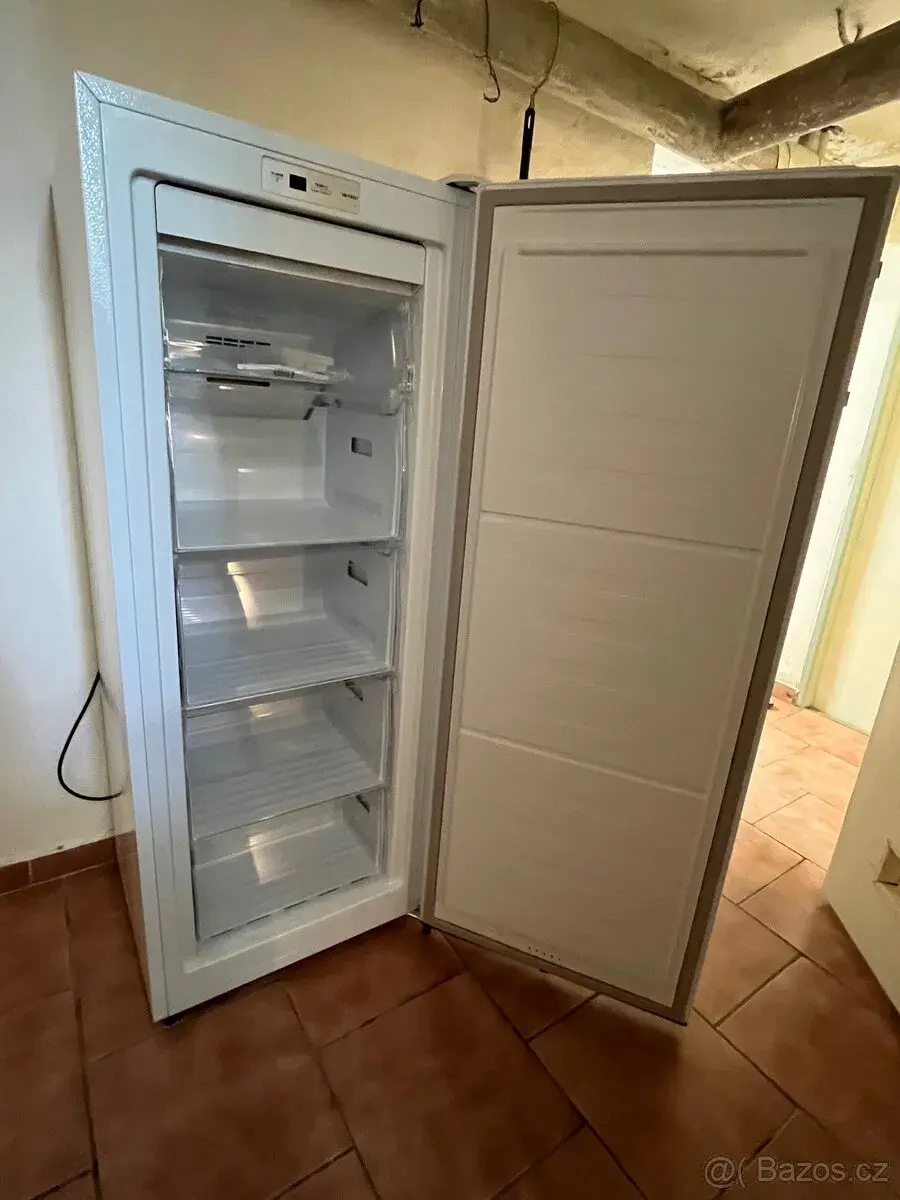 Mraznička Philco PF 155 DNF