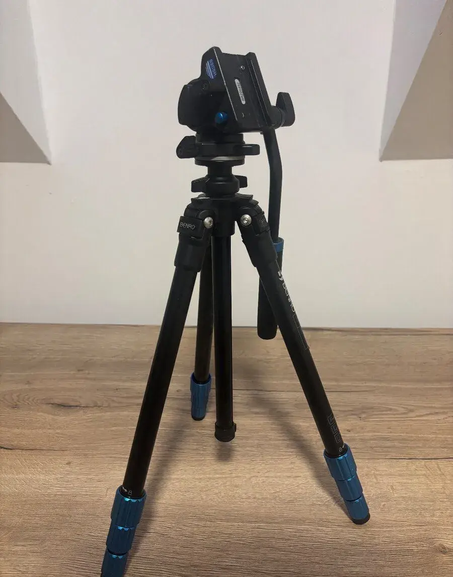 Stativ Benro Slim TSL08A + videohlava S2