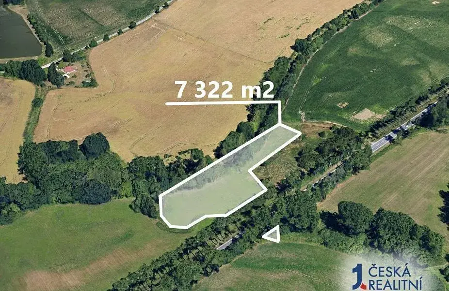 Pole 7 322 m²