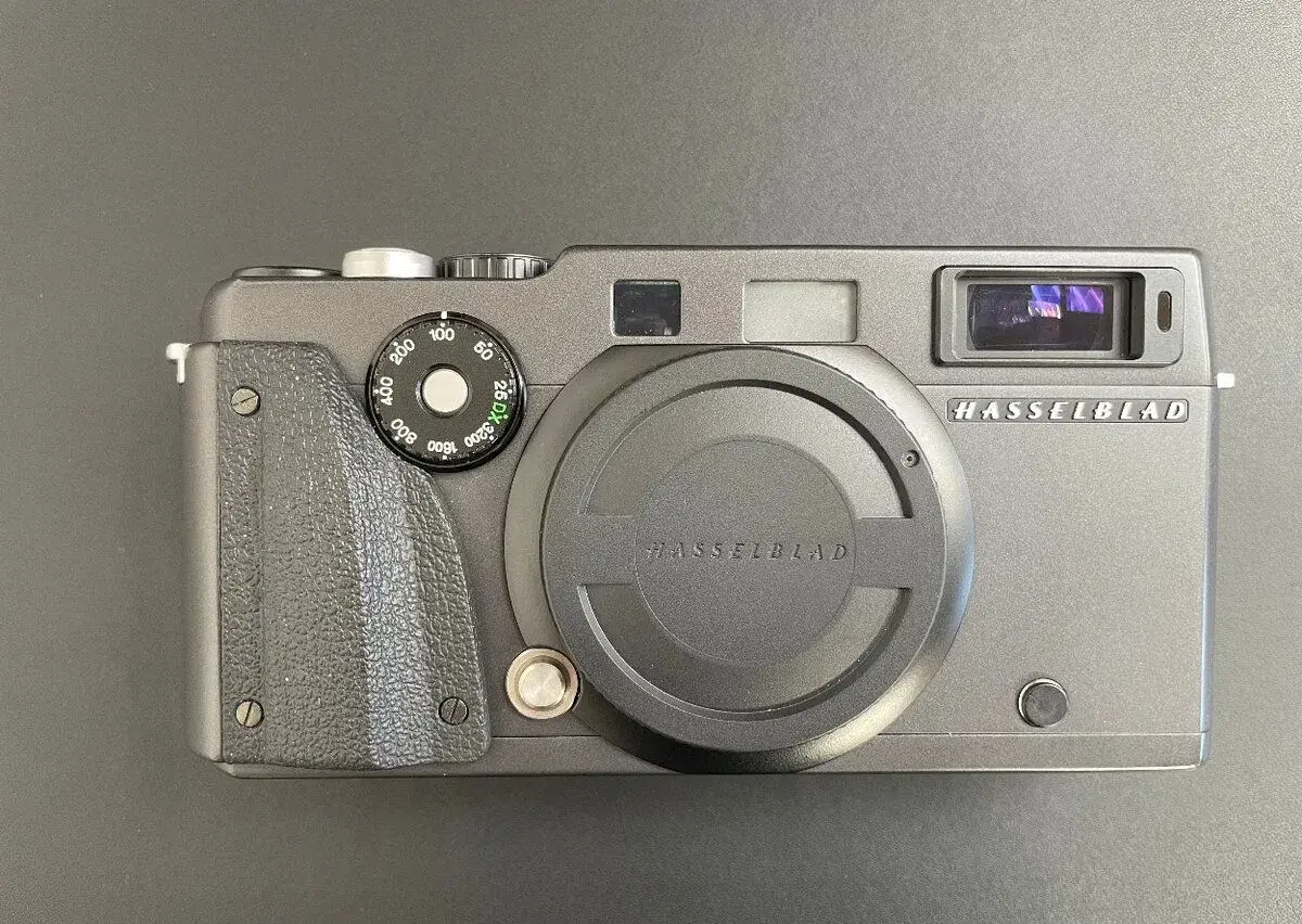 Fotoaparát Hasselblad XPan vč. 3 objektivů a kompletn