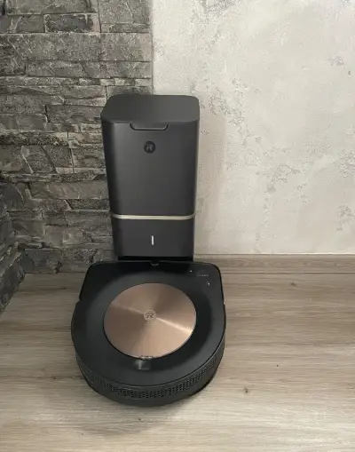 Robotický vysavač iRobot Roomba S9+ 9558 černý,