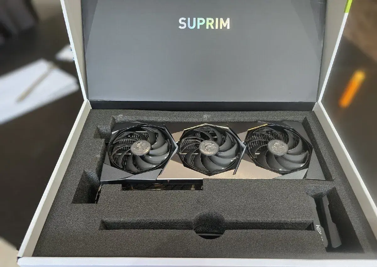 MSI GeForce RTX 3070 Ti SUPRIM X 8G