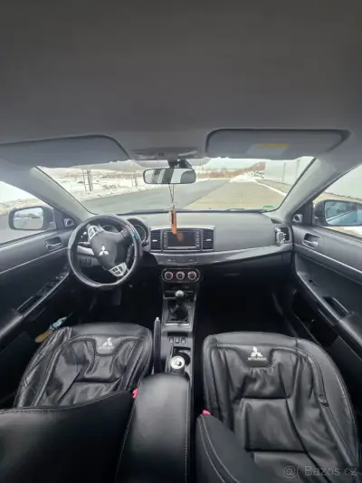Mitsubishi lancer – 2008, 236 100 km
