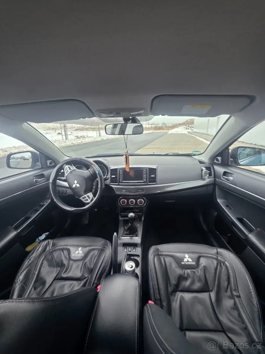 Mitsubishi lancer – 2008, 236 100 km