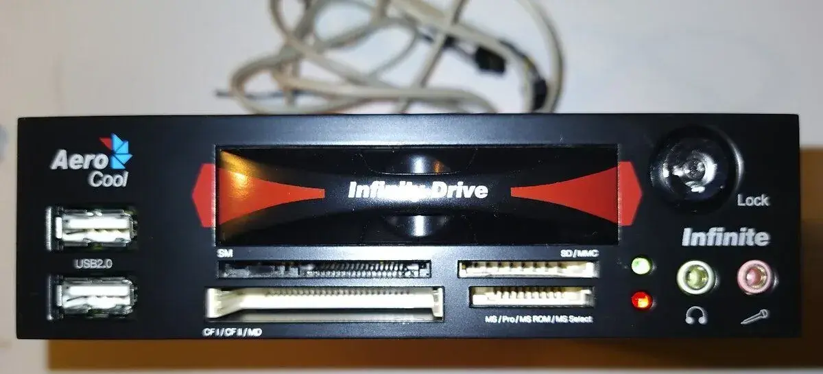 Multi Panel Infinite Aero Cool Box