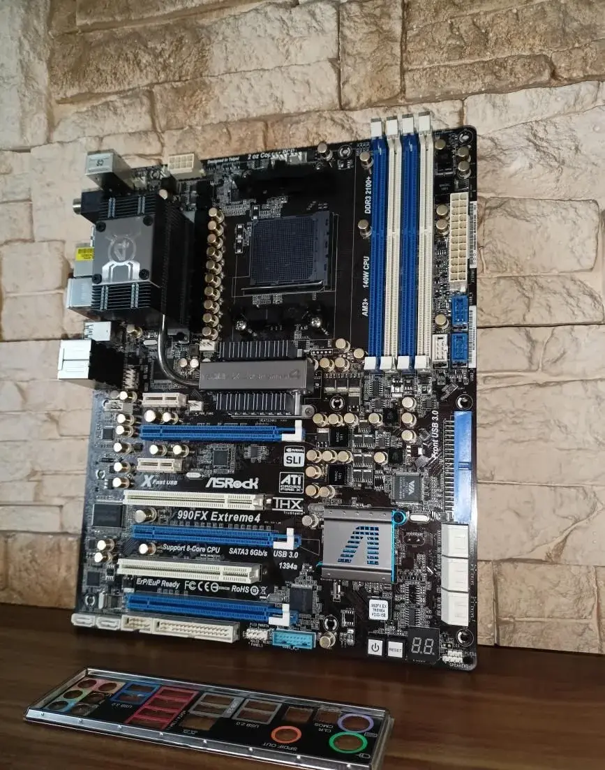 Top Herní Deska ASROCK 990FX Extreme 4 | Socket AM3+