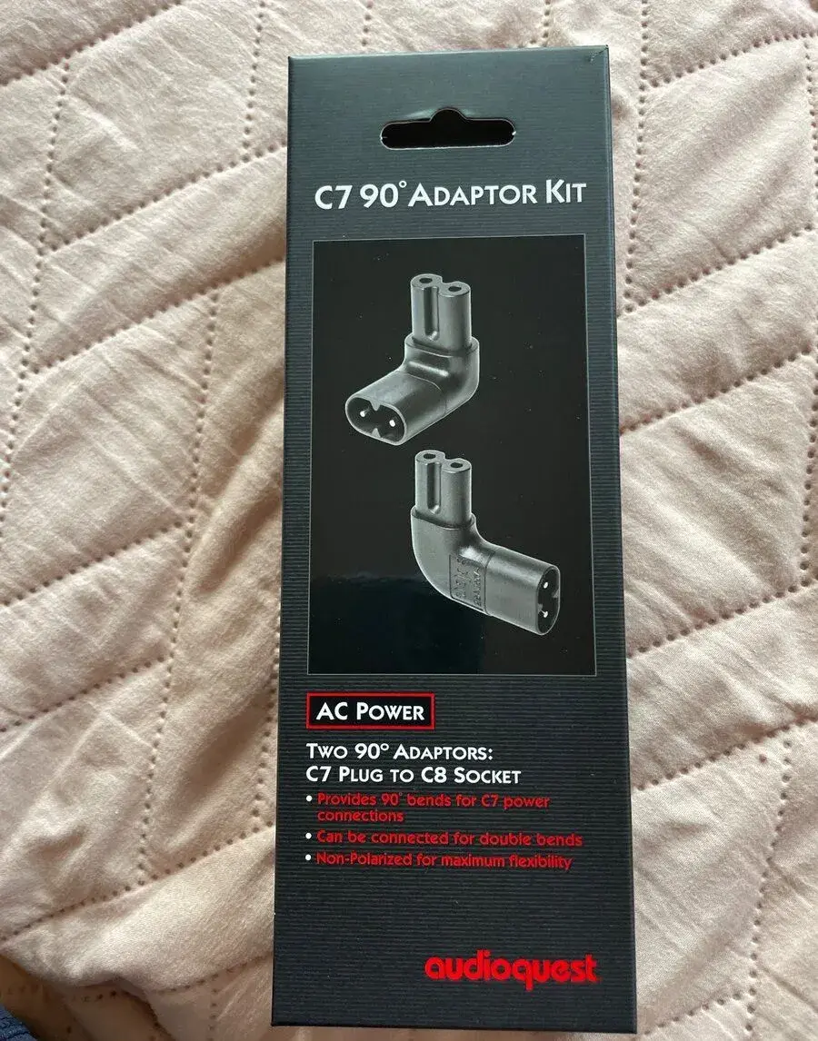 Audioquest IEC adaptér C7 90° (EI nebo UI)