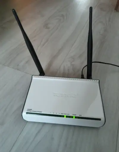 Router Tenda W308R