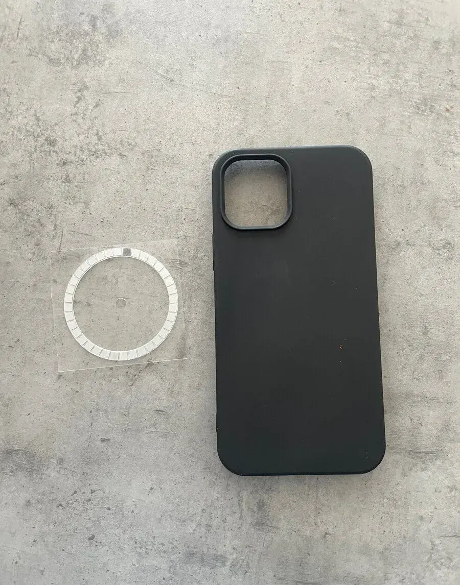 Kryt na iPhone 12 / 12 Pro – nový