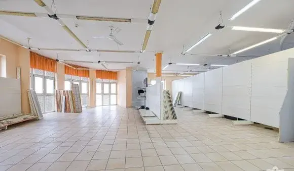 Pronájem obchodního prostoru 95 m², Masarykovo náměstí