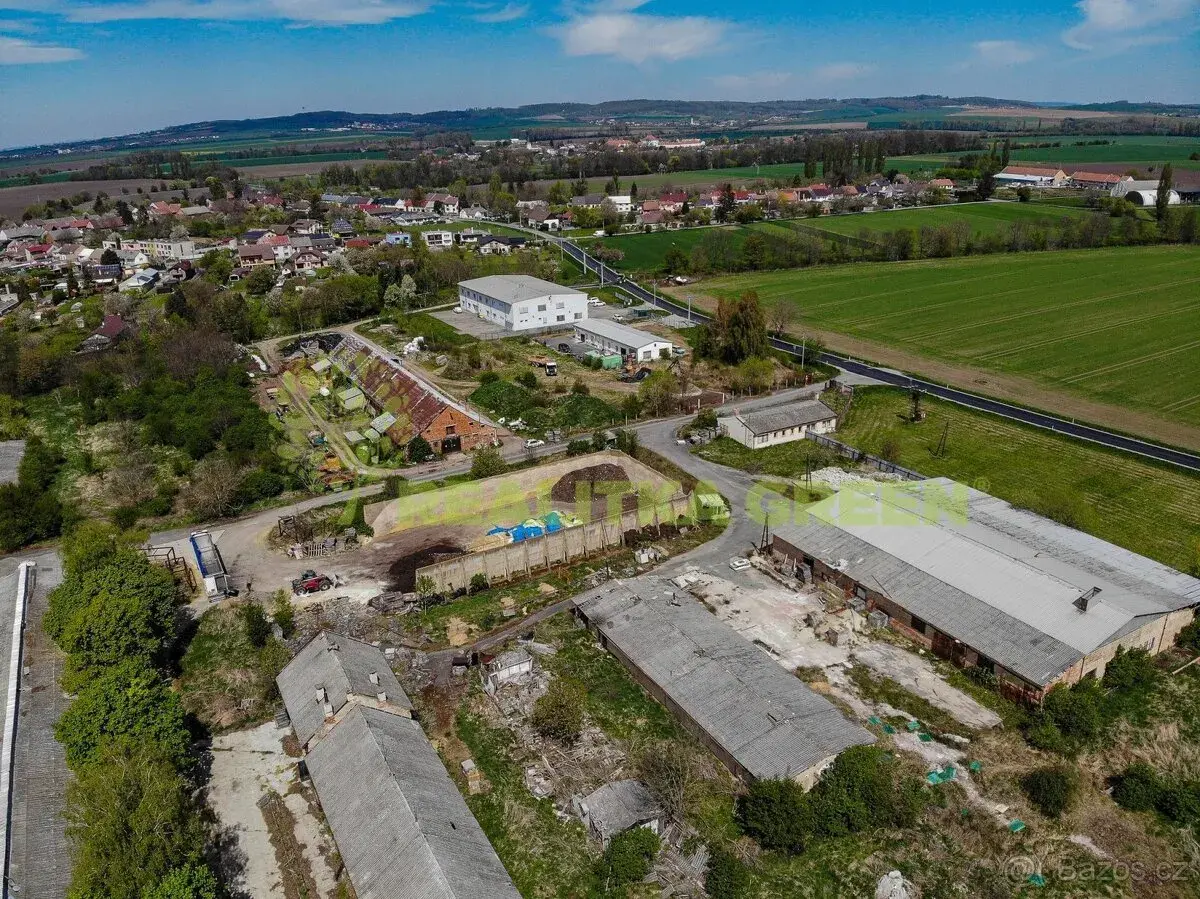 Prodej komerčního areálu Holešov, Količín, CP 27.330 m2
