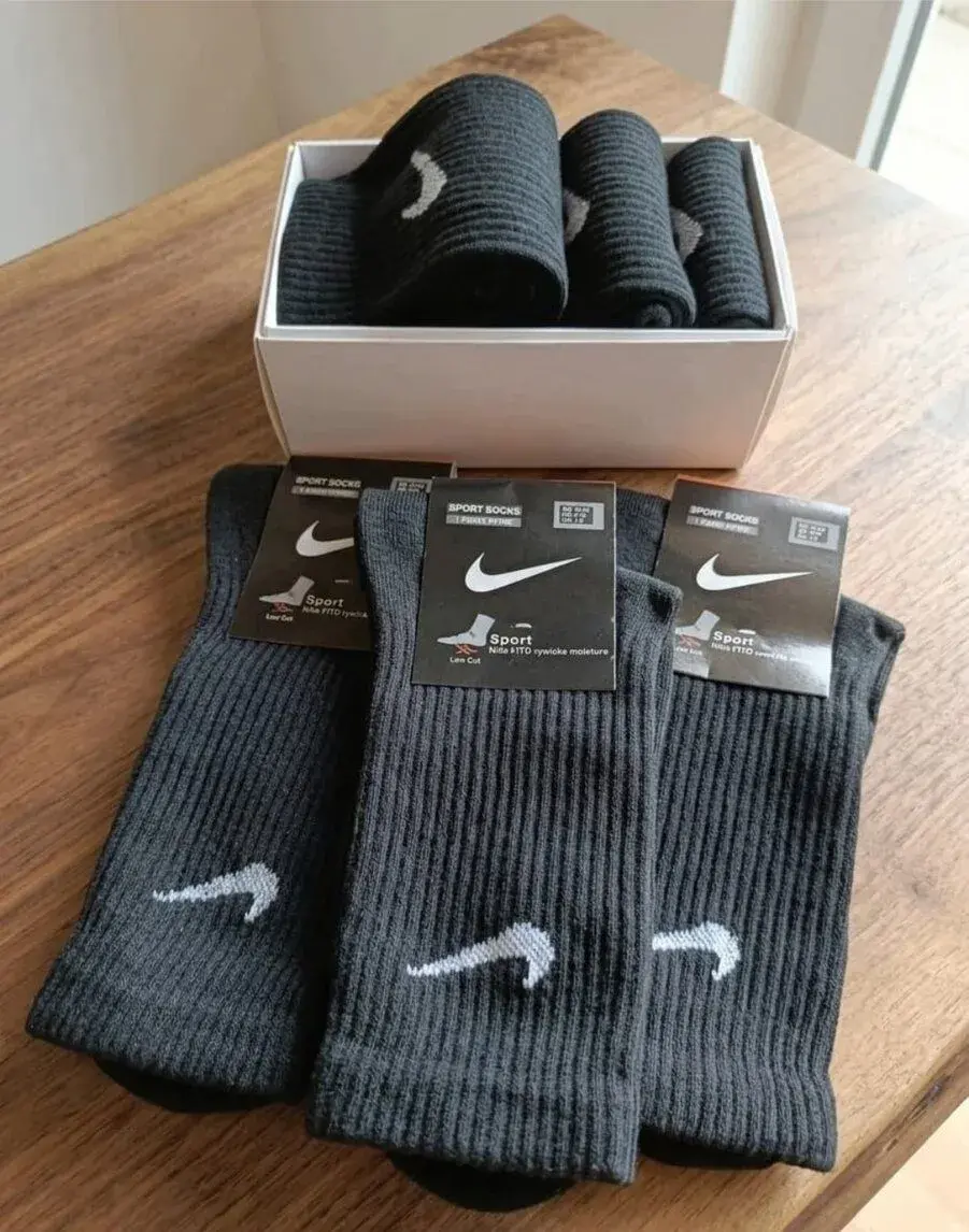 Černé ponožky Nike vel. 41-44