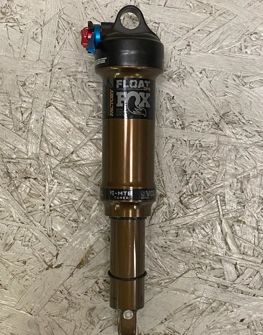 Tlumič Fox Float DPS Factory Kashima