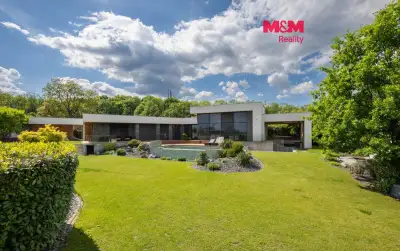 Pronájem rodinného domu, 276 m², Mostkovice, ul. Sadová