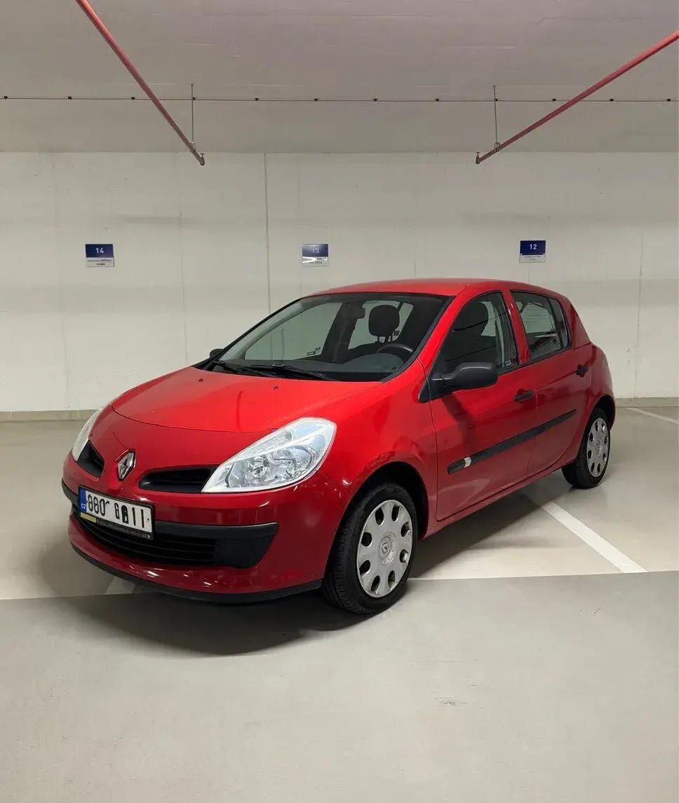 Renault Clio – 2009, 92 000 km