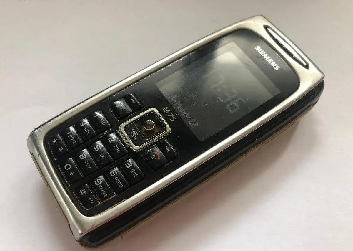 Siemens M75 se zárukou