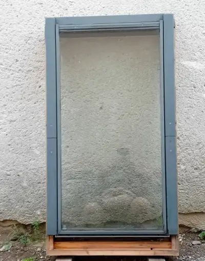 Dřevěné střešní okno FAKRO s příslušenstvím