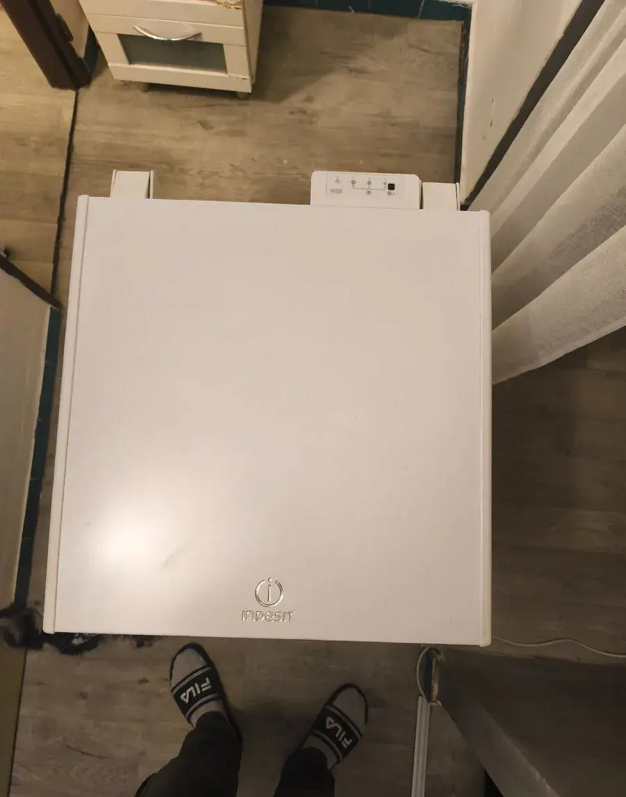 Mrazák INDESIT
