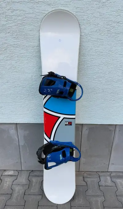 Snowboard Wild Duck 154cm s vázáním Burton
