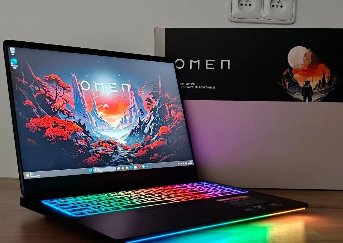 240HZ_OMEN MAX 16_RYZEN AI 9 HX 375_32GB_RTX 5070 Ti 12GB