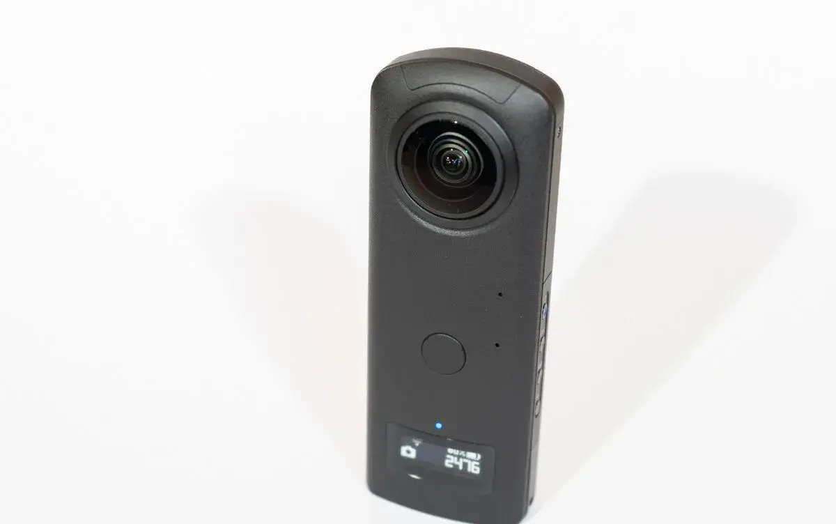 360° fotoaparát RICOH THETA Z1