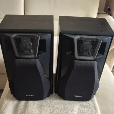 Reproduktory Technics