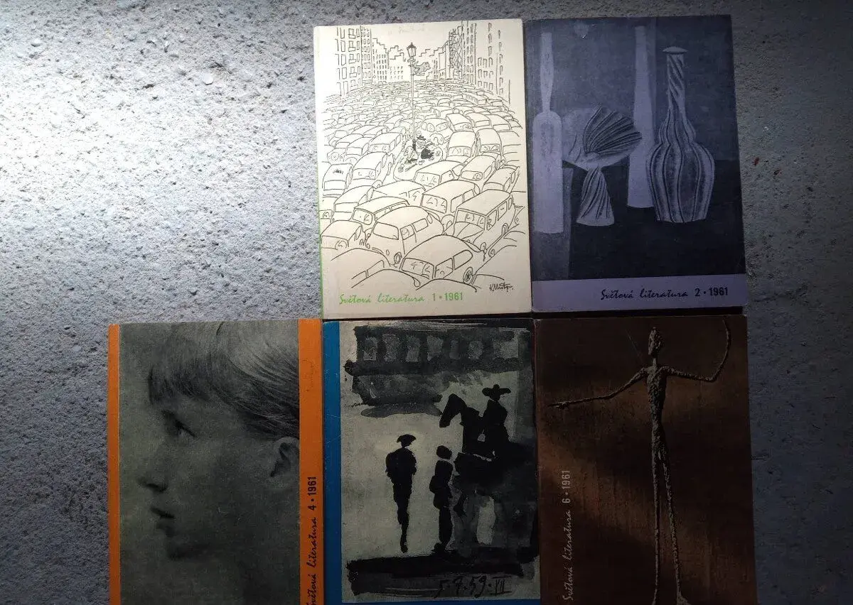 Dobové časopisy Světová literatura 1957-64, 45 ks