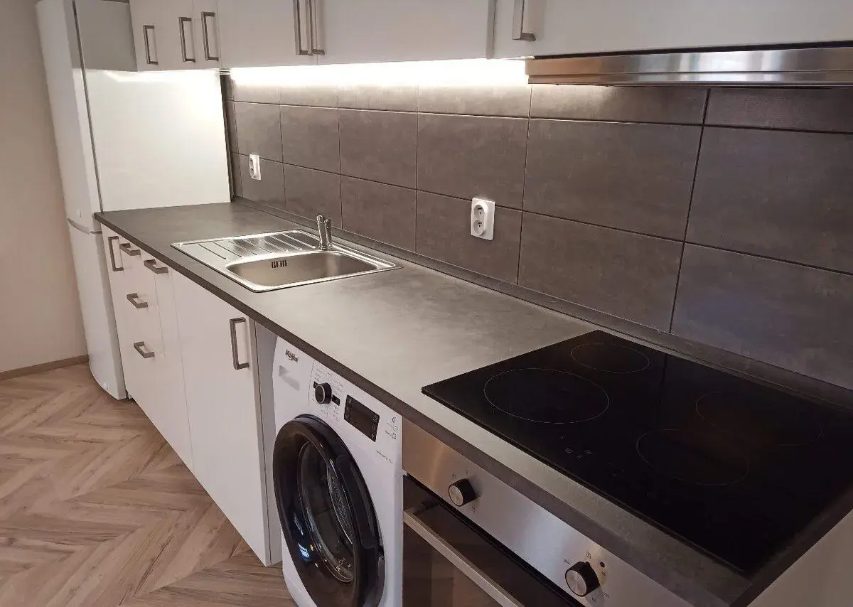 Pronájem bez provize 1+kk 29m2, Vlhká Brno-město