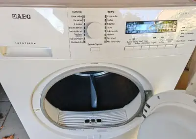 Sušička AEG Lavatherm