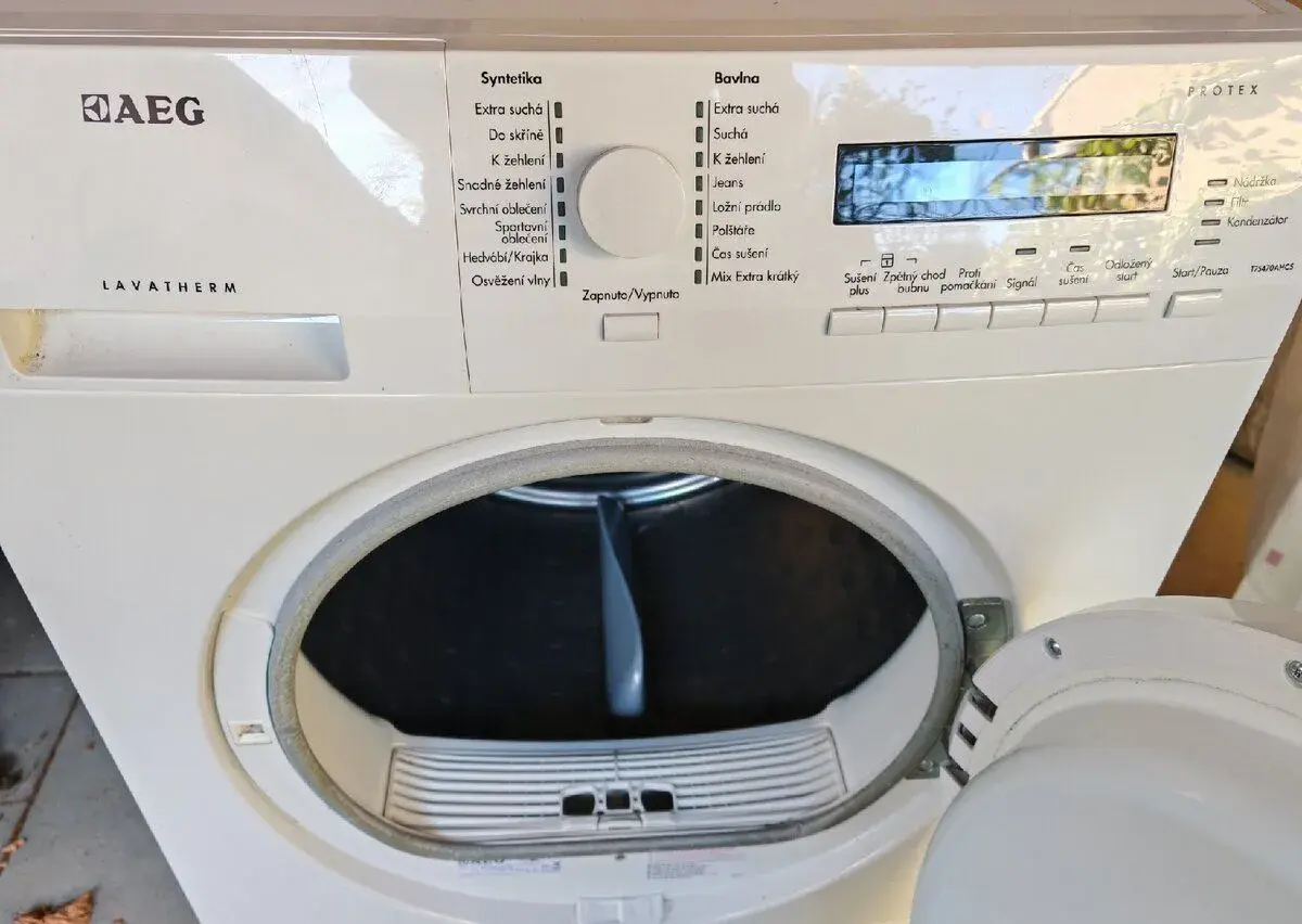 Sušička AEG Lavatherm