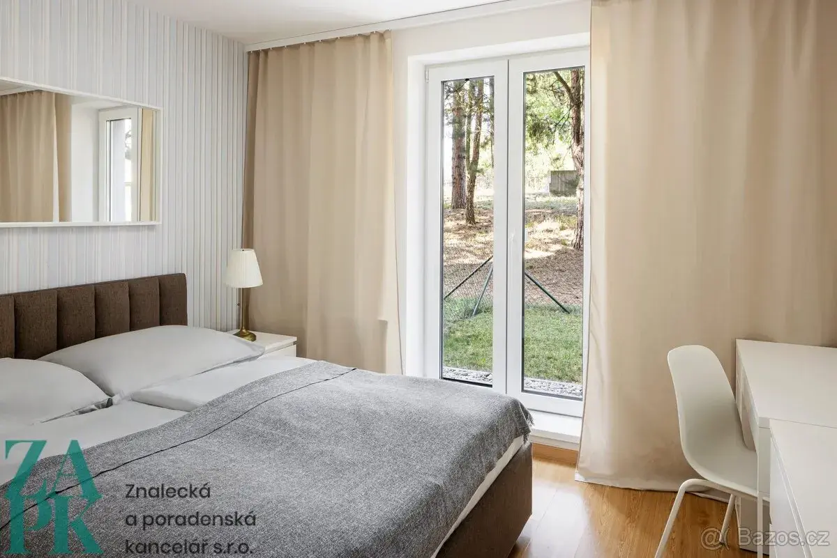 Pronájem bytu 2+kk 42 m² s předzahrádkou, Ústí nad Labem