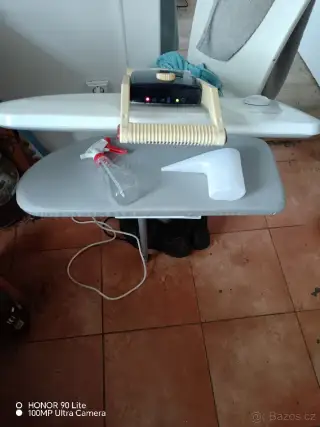 ŽEHLÍCÍ LIS Z ROKU 2001