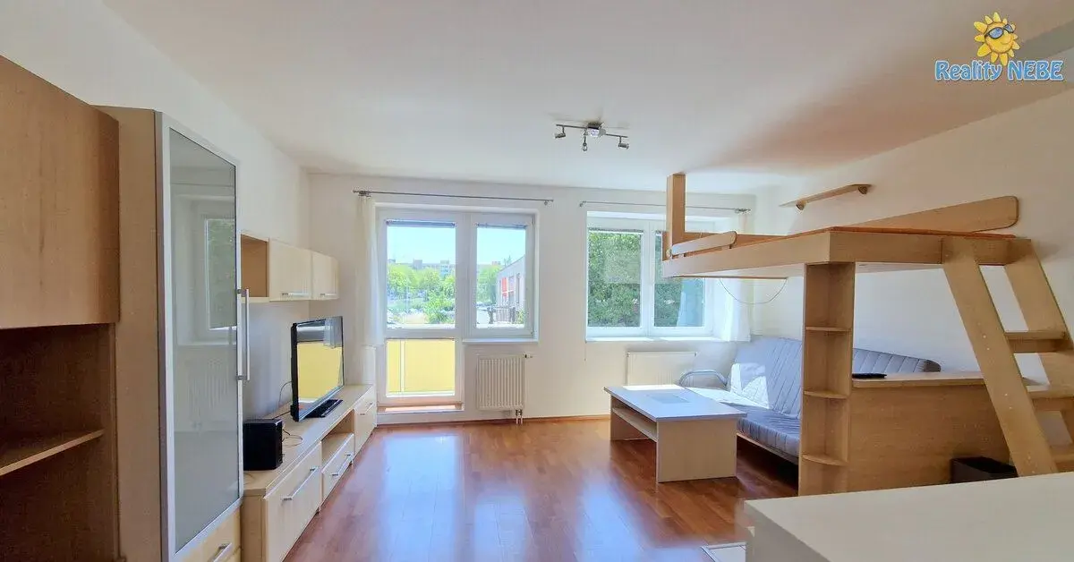 Pronájem bytu 1+kk/B/S, 41 m2, Boloňská, Praha 10, Horní Měc