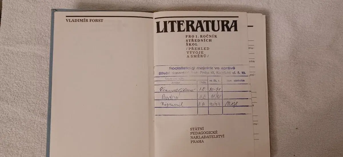 Učebnice literatury pro SŠ, 1984