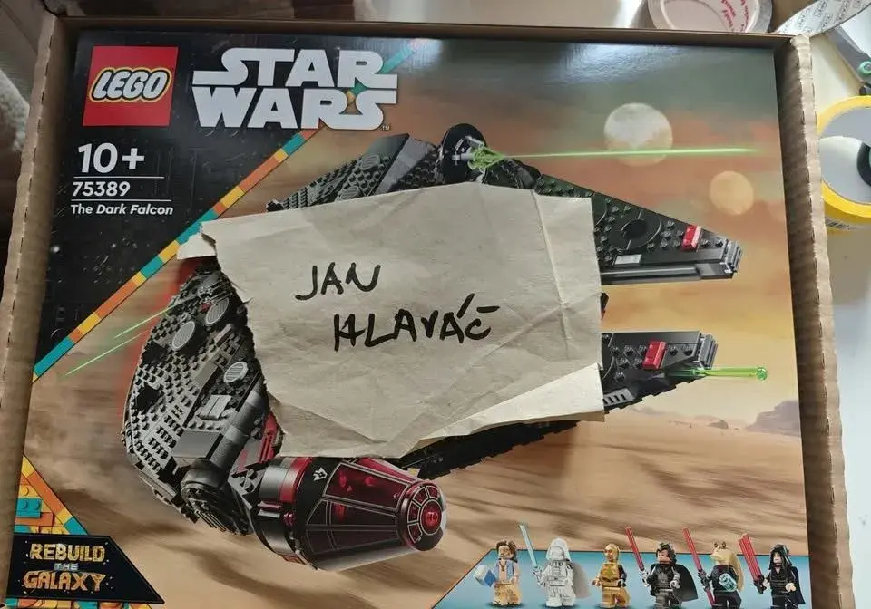 Lego 75389_ Dark Falcon