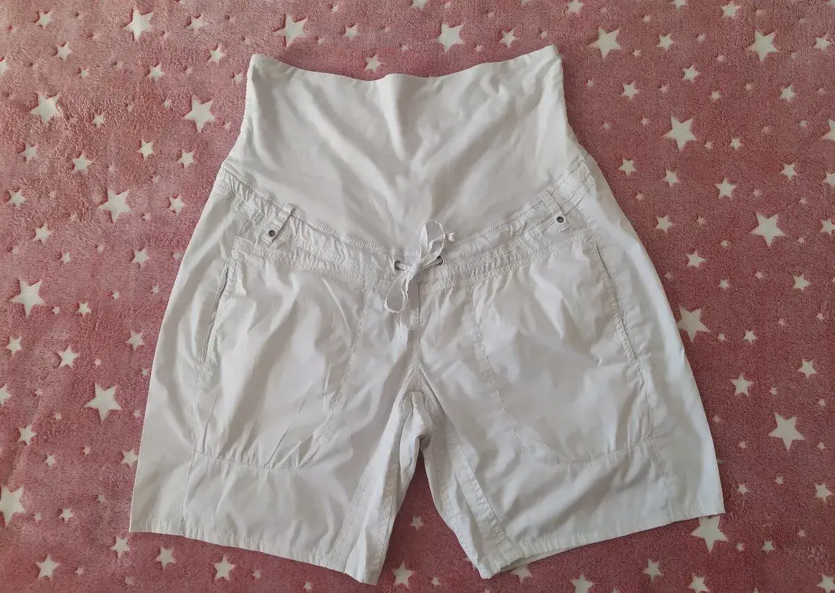 Těhotenská plátěné kraťasy H&M 40