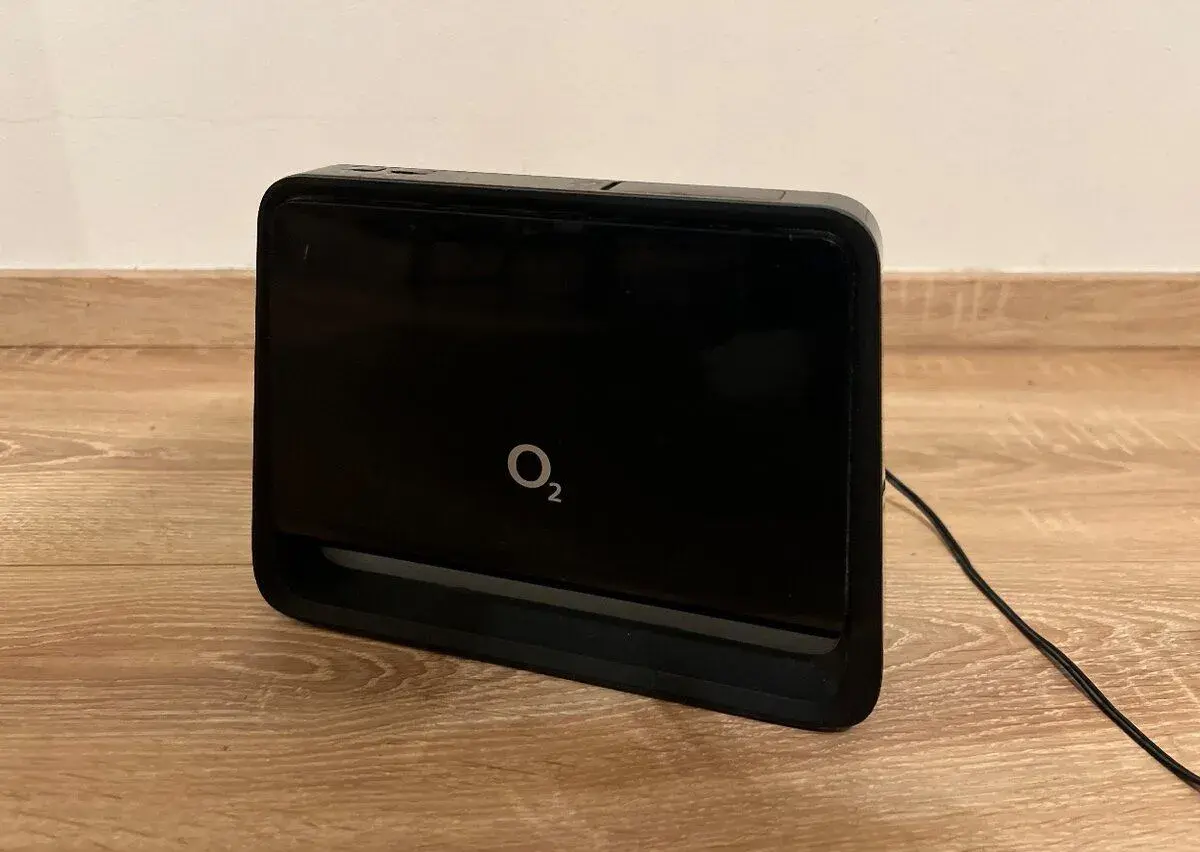 4G LTE modem / Wi-Fi router Huawei B890-75 na SIM kartu (vši