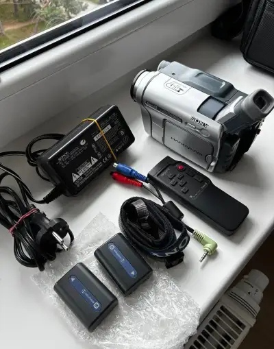 Kamera SONY D 8 Trv 255
