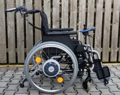 Invalidní vozík, s pohonem Alber e-fix 25