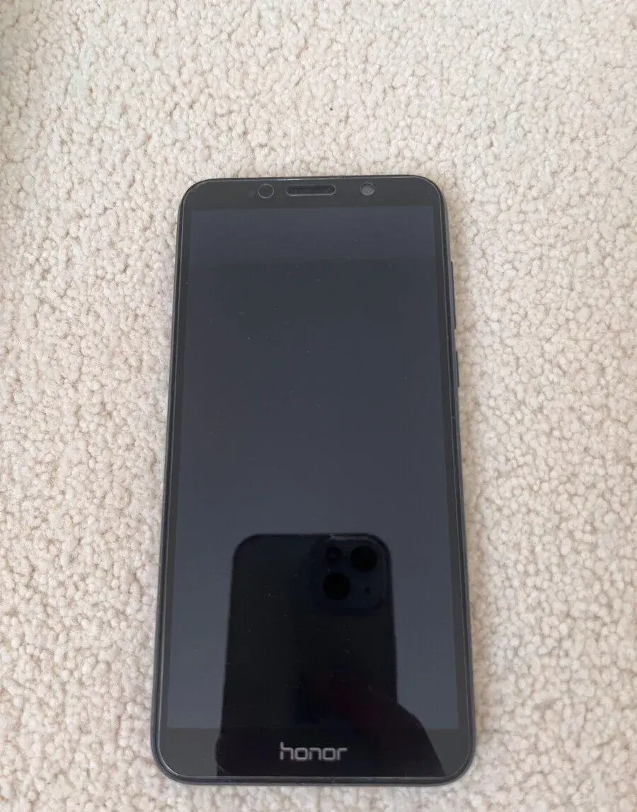 Honor 7s