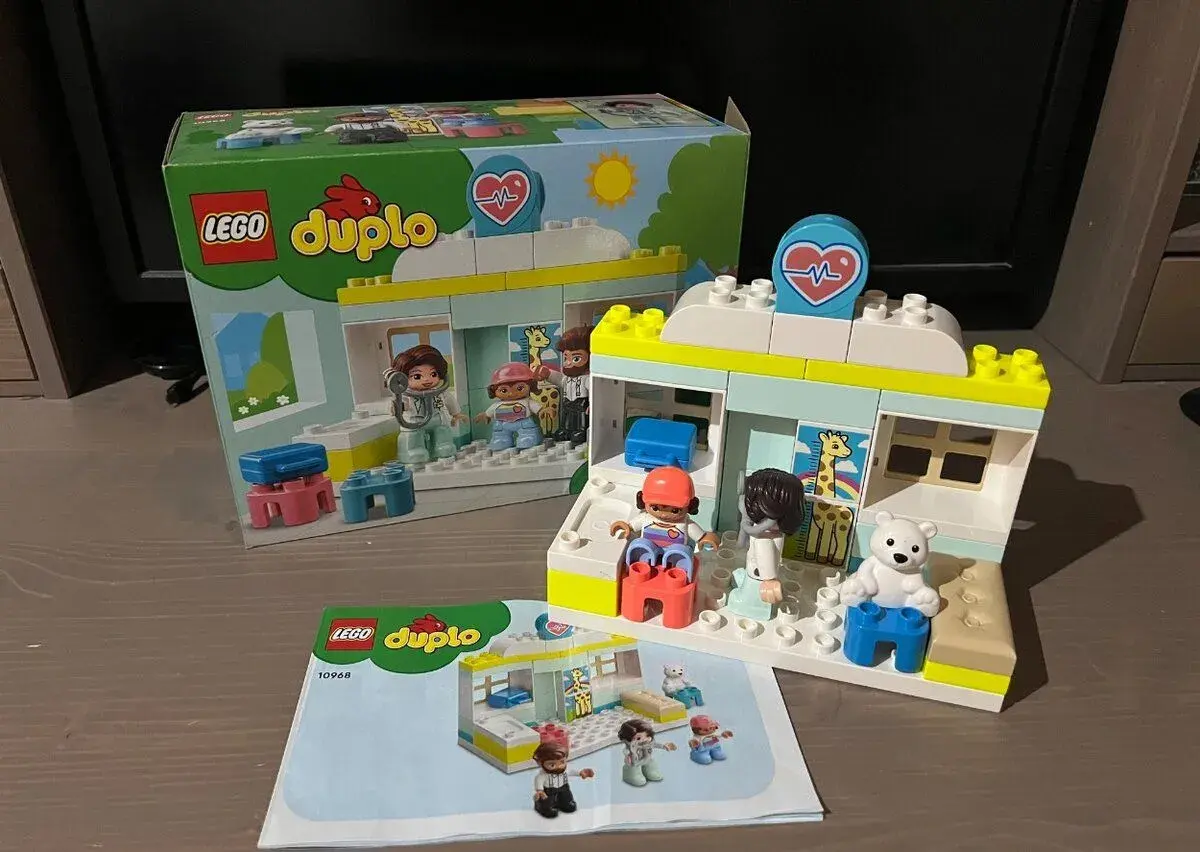 Lego Duplo 10968 - Návštěva doktora - Malá nemocnice / Ordin