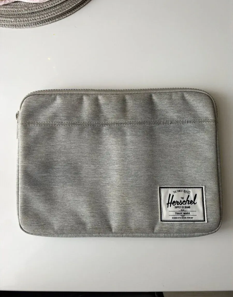 Pouzdro / obal na 13" MacBook / notebook – Herschel Supply