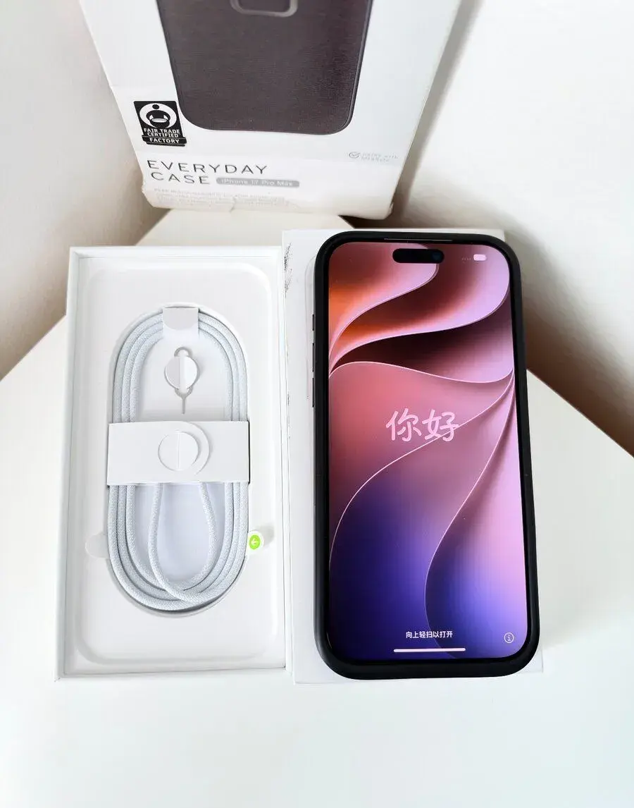 iPhone 17 Pro Max 256 GB – stříbrný,