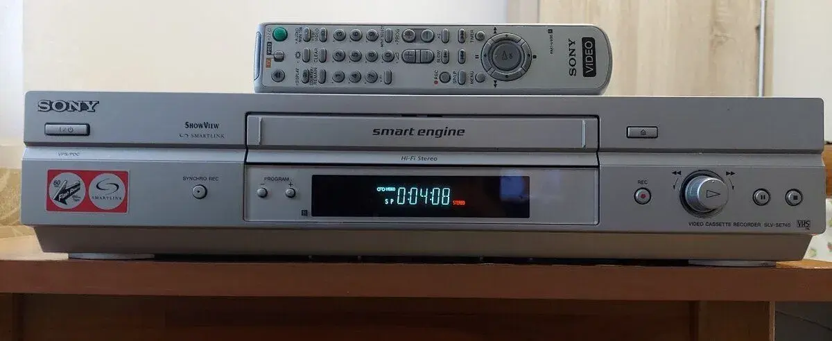 VIDEOREKORDÉR SONY SLV-SE 740N