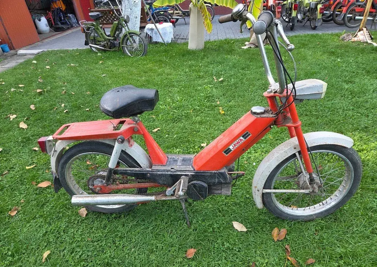 Babetta 207 s kartičkou, původní s krytem pod nádrží 10.